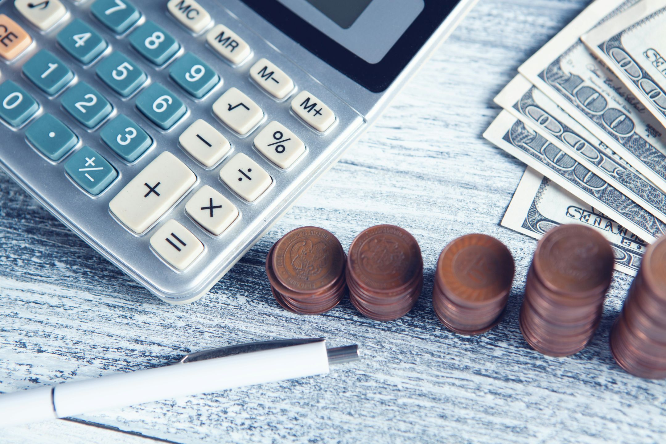 Serviços econômico-financeiros especializados